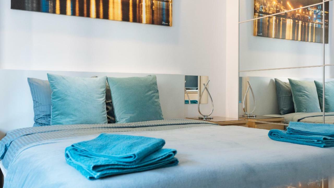 Luxury Flat 8 Near Metro Apartament *