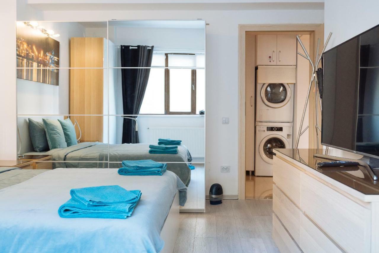 Luxury Flat 8 Near Metro Apartament