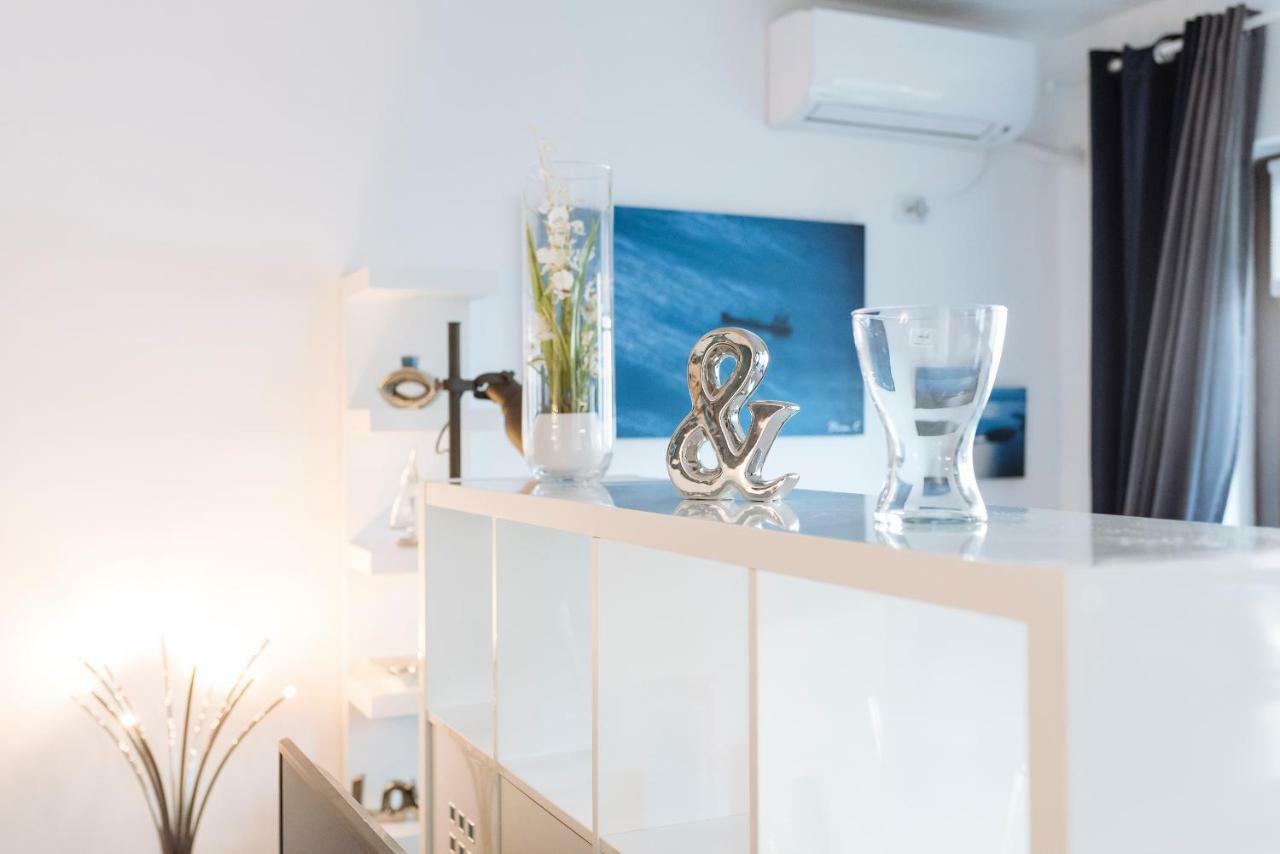 Apartament Luxury Flat 8 Near Metro Bucureşti